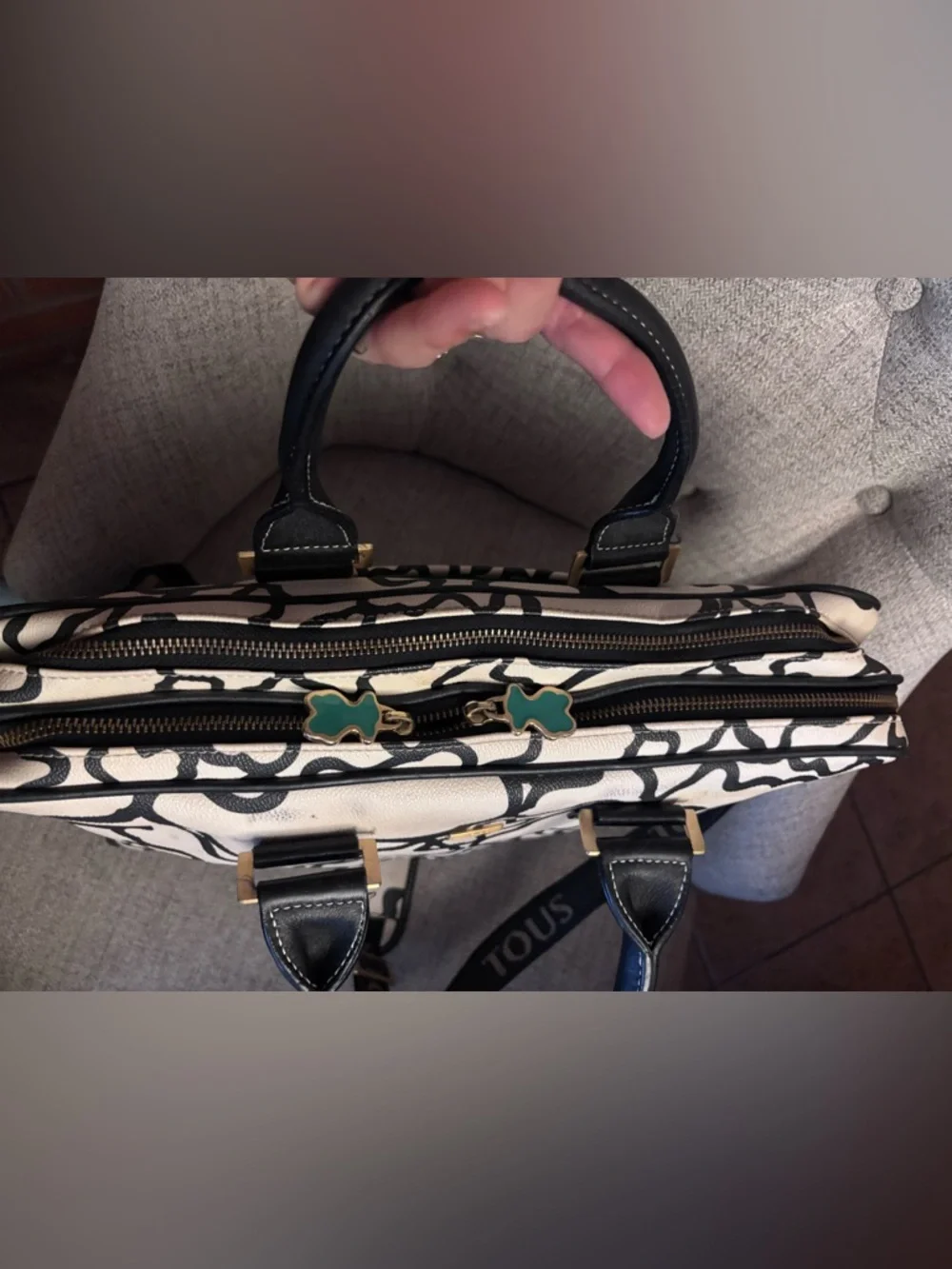 TOUS Kaos laptop messenger Bag🤩❤️